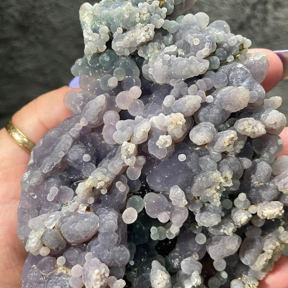 NATURAL GRAPE AGATE- CRYSTAL GEMSTONES amazing SPECIAL purple and BLUE 5”x4” - Picture 9 of 10